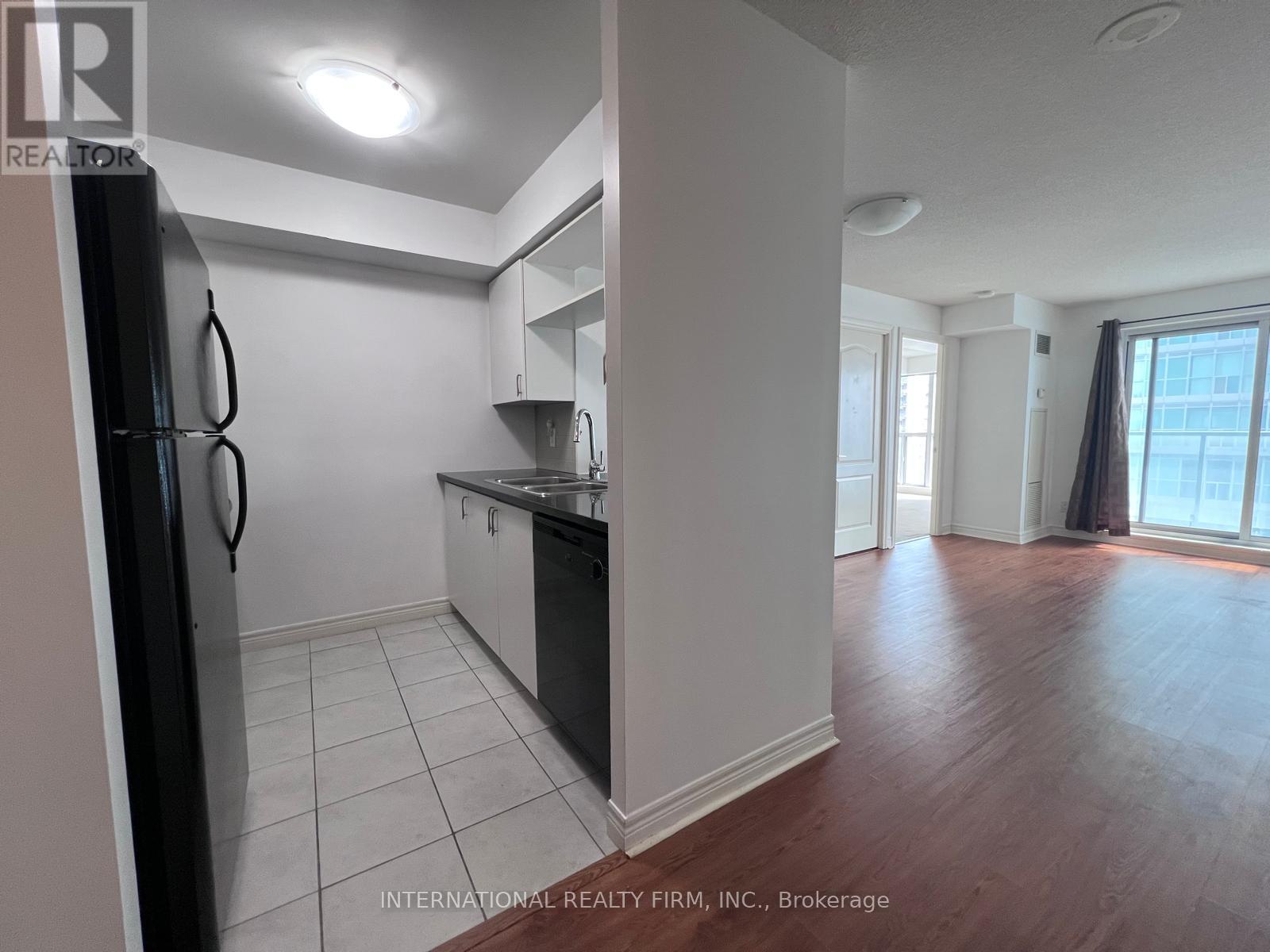 2205 - 70 Town Centre Court, Toronto, Ontario  M1P 0B2 - Photo 13 - E12894150