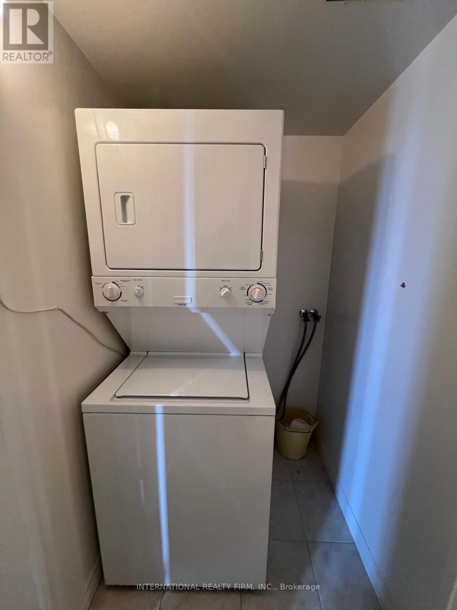 2205 - 70 Town Centre Court, Toronto, Ontario  M1P 0B2 - Photo 16 - E12894150