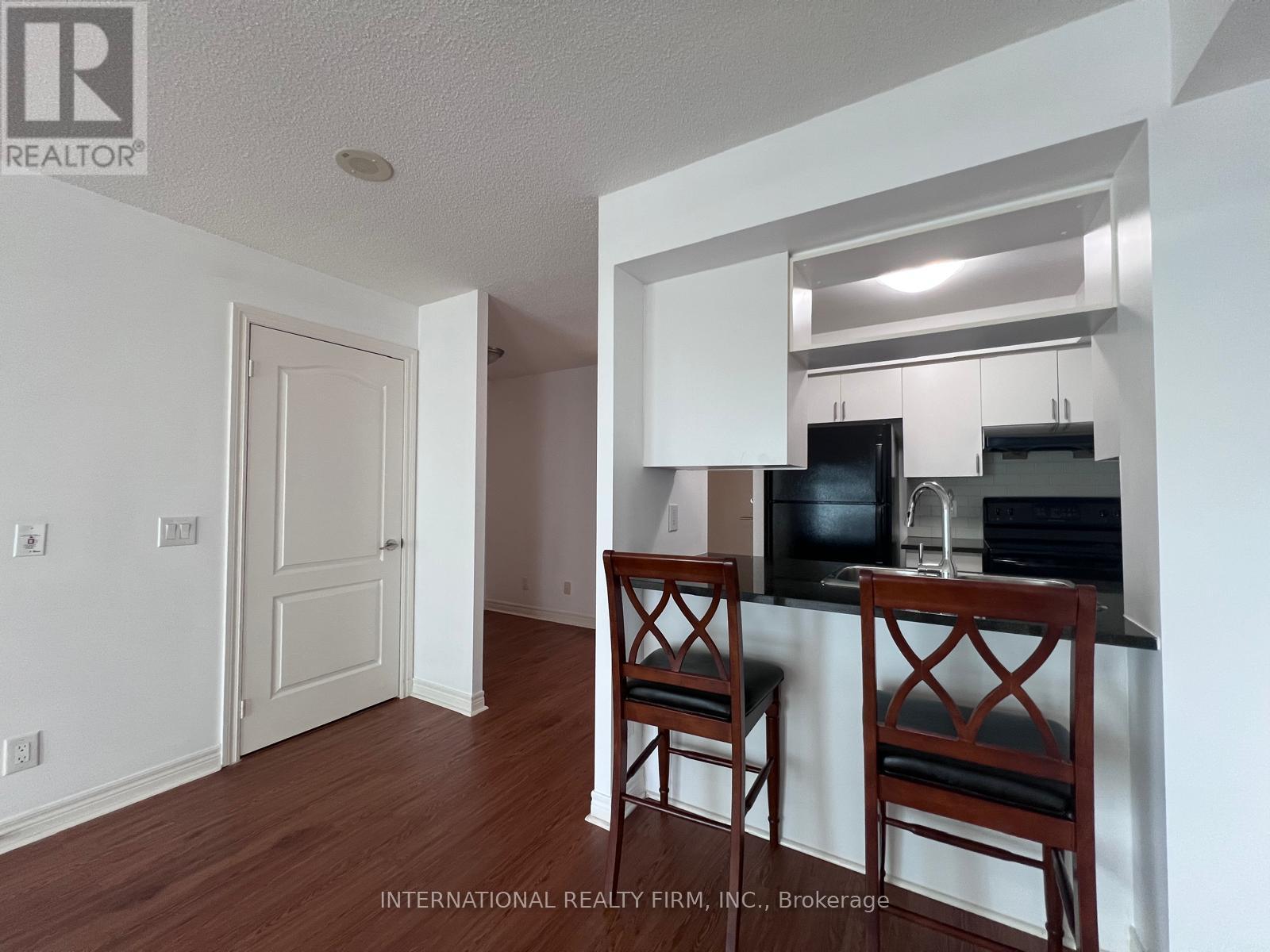 2205 - 70 Town Centre Court, Toronto, Ontario  M1P 0B2 - Photo 9 - E12894150