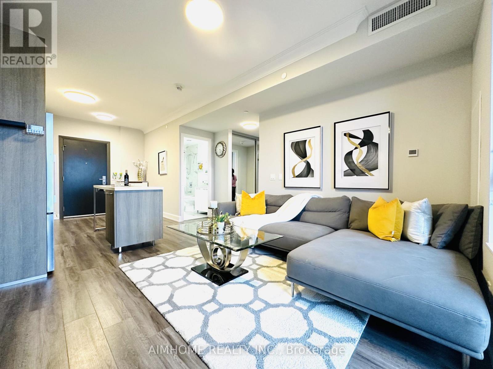 910 - 38 Water Walk Drive, Markham, Ontario  L3R 6M8 - Photo 13 - N12894176