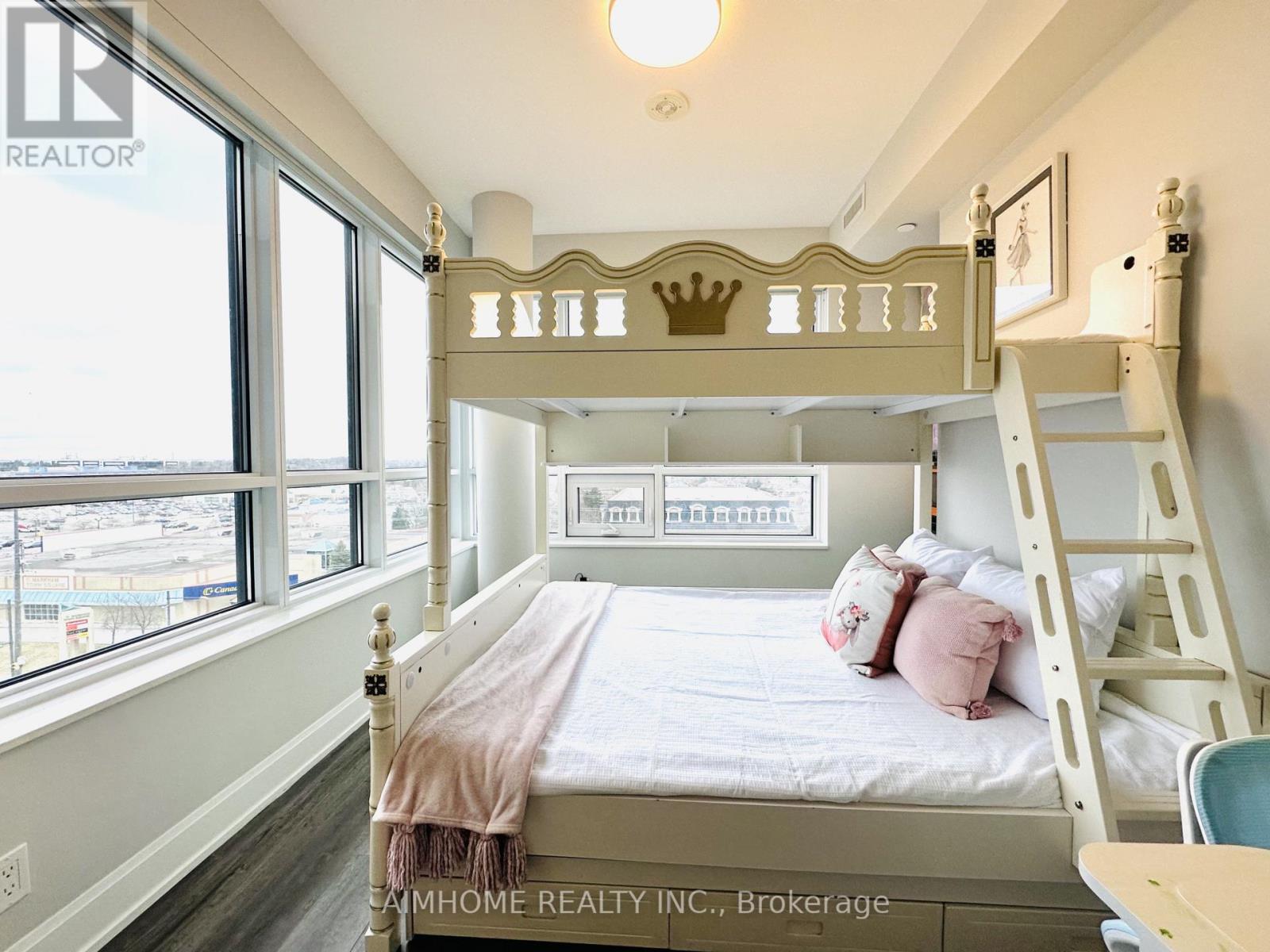 910 - 38 Water Walk Drive, Markham, Ontario  L3R 6M8 - Photo 28 - N12894176