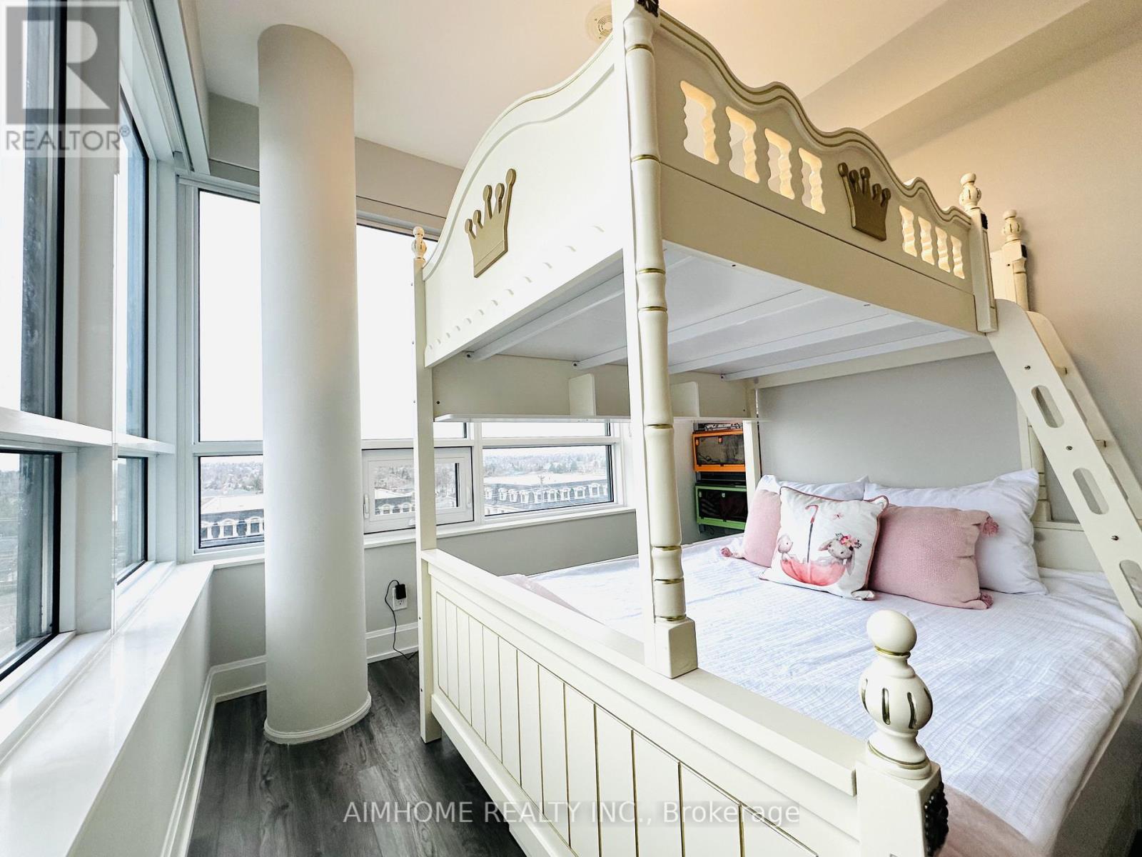 910 - 38 Water Walk Drive, Markham, Ontario  L3R 6M8 - Photo 29 - N12894176