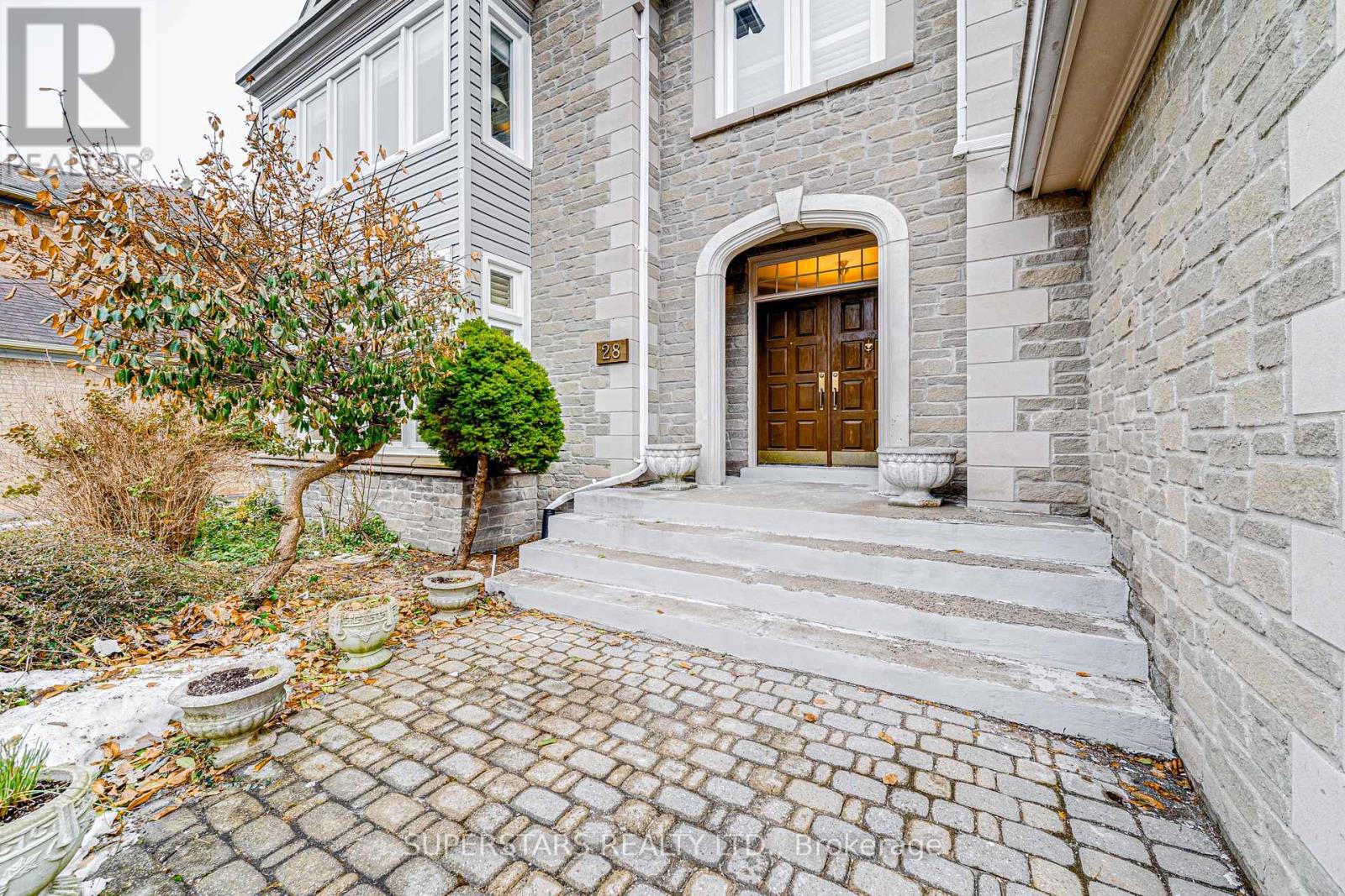 28 Edmund Crescent, Richmond Hill, Ontario  L4B 2X8 - Photo 38 - N12894190