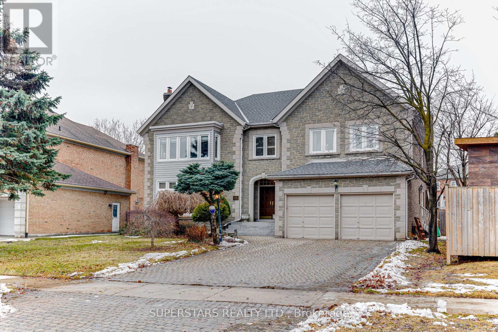 28 Edmund Crescent, Richmond Hill, Ontario  L4B 2X8 - Photo 39 - N12894190