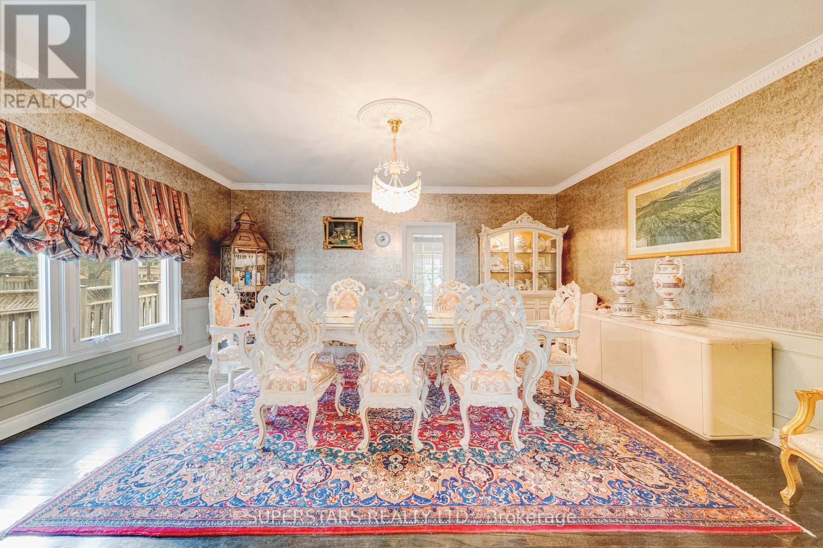 28 Edmund Crescent, Richmond Hill, Ontario  L4B 2X8 - Photo 5 - N12894190