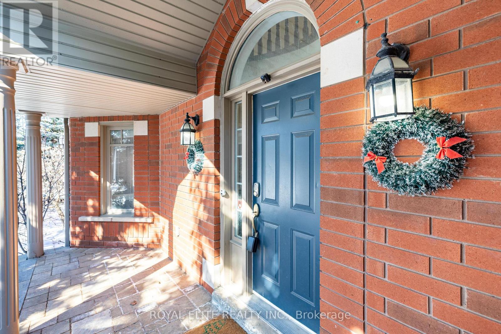 2979 Picton Place, Mississauga, Ontario  L5M 5S7 - Photo 2 - W12894146