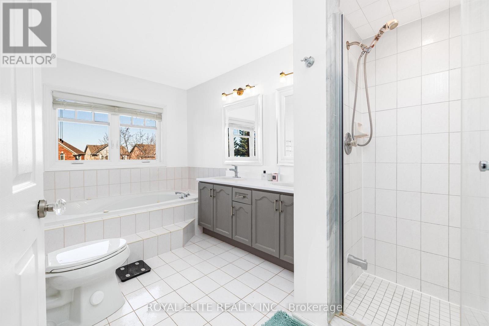 2979 Picton Place, Mississauga, Ontario  L5M 5S7 - Photo 26 - W12894146