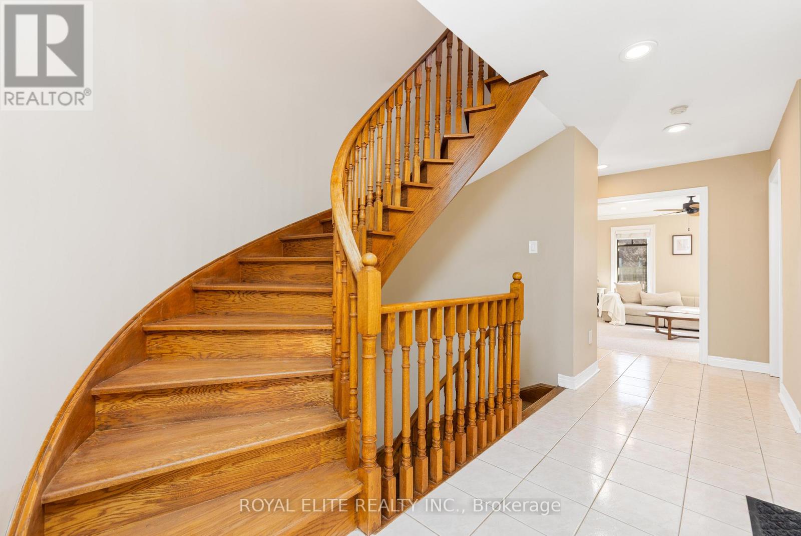 2979 Picton Place, Mississauga, Ontario  L5M 5S7 - Photo 5 - W12894146