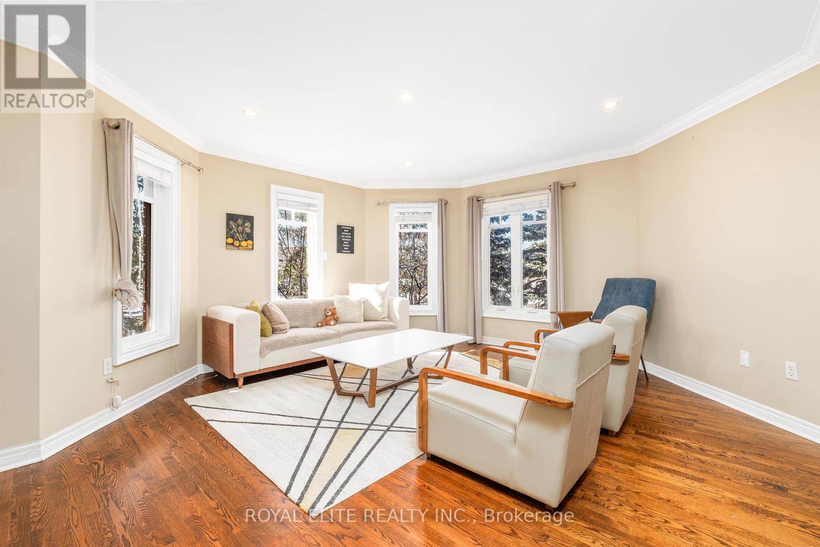 2979 Picton Place, Mississauga, Ontario  L5M 5S7 - Photo 6 - W12894146