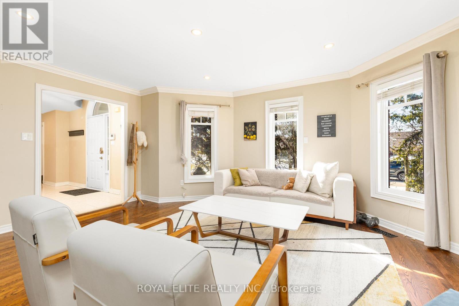 2979 Picton Place, Mississauga, Ontario  L5M 5S7 - Photo 7 - W12894146