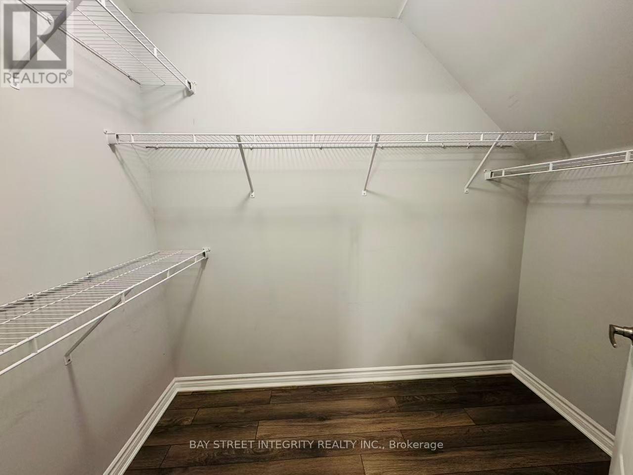 3034 Preserve Drive, Oakville, Ontario  L6M 0T9 - Photo 23 - W12894158