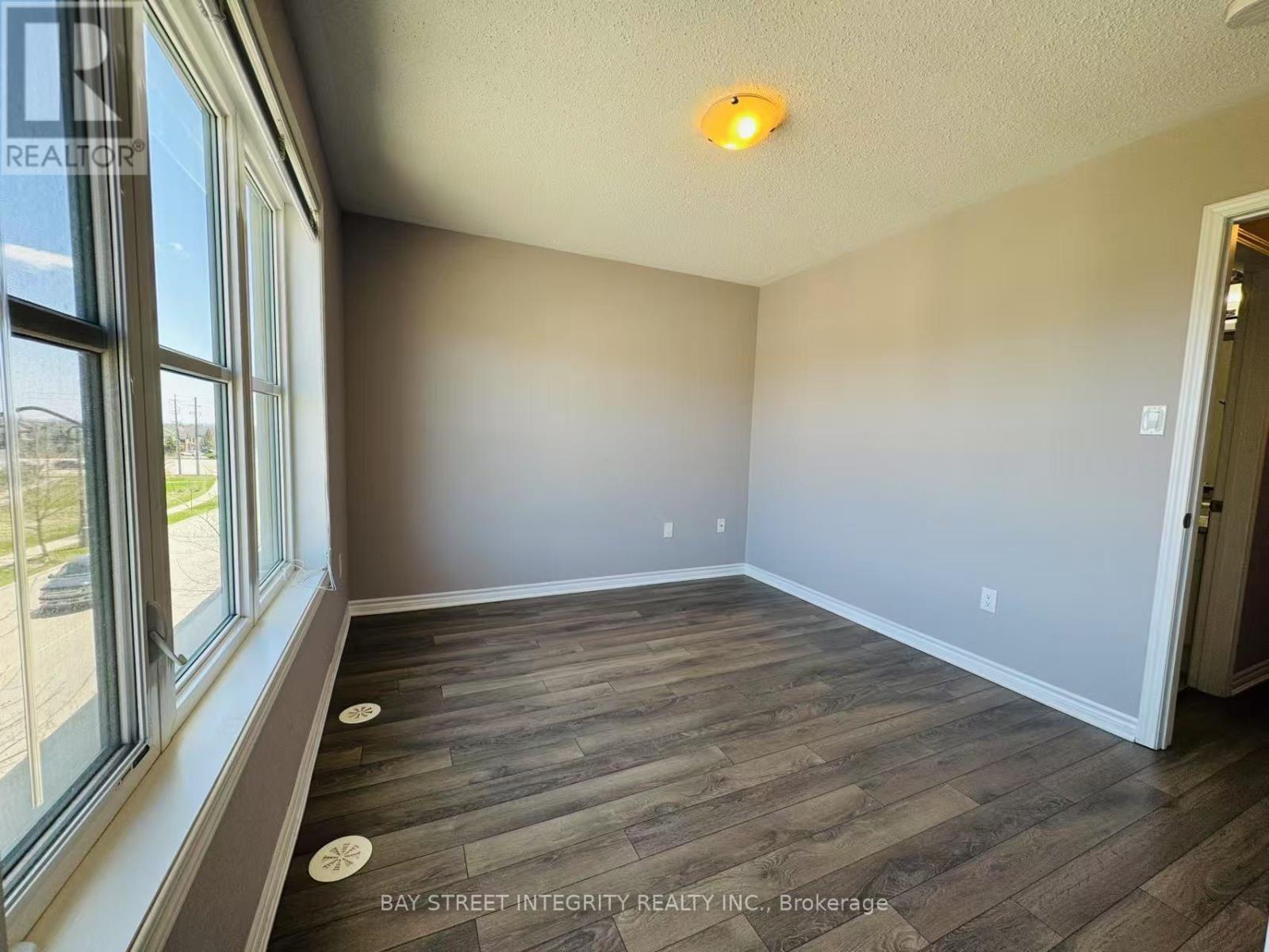 3034 Preserve Drive, Oakville, Ontario  L6M 0T9 - Photo 31 - W12894158