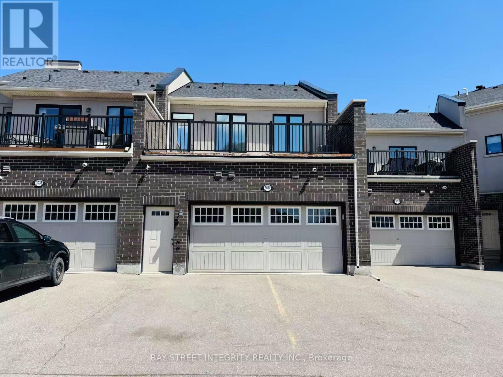 3034 Preserve Drive, Oakville, Ontario  L6M 0T9 - Photo 4 - W12894158