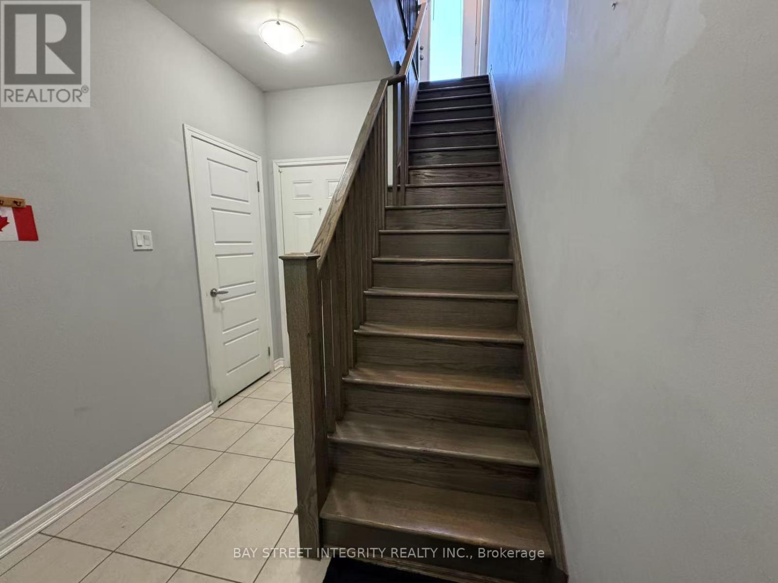 3034 Preserve Drive, Oakville, Ontario  L6M 0T9 - Photo 6 - W12894158