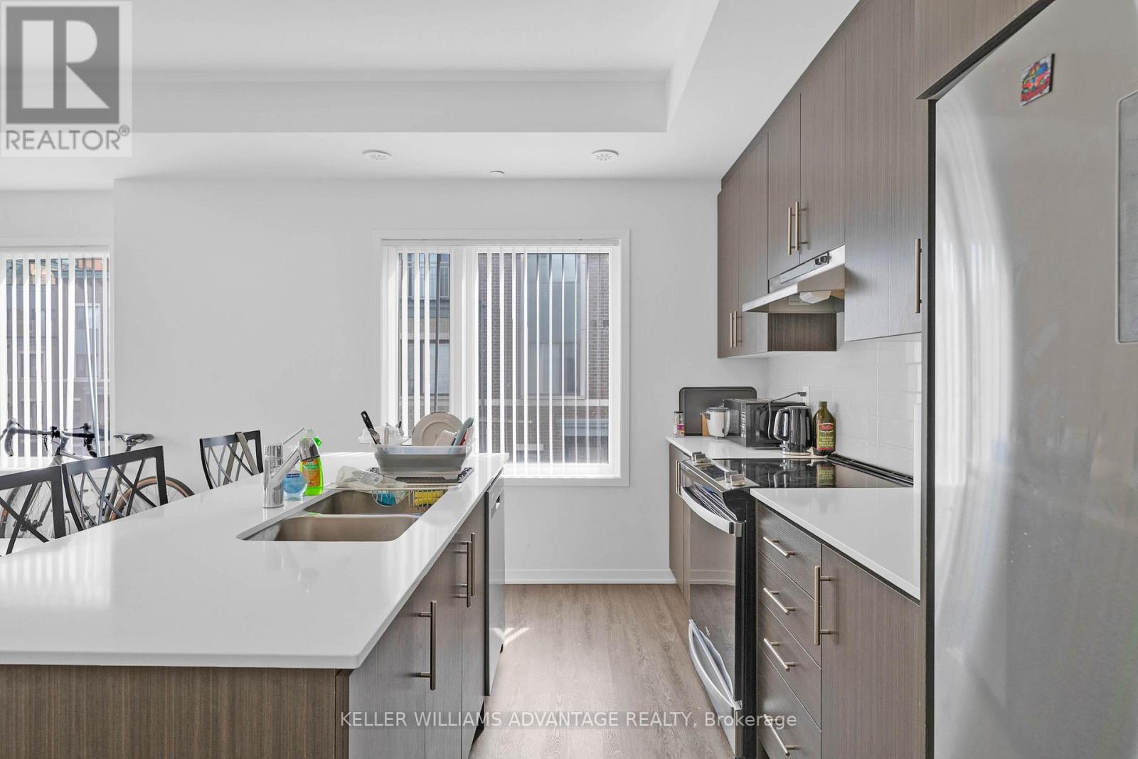 40 William Jackson Way, Toronto, Ontario  M8V 0J7 - Photo 10 - W12894162