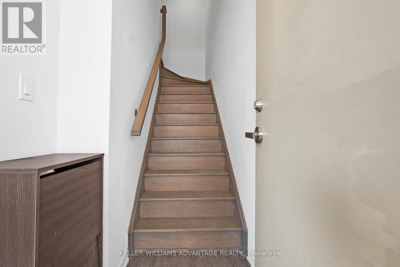 40 William Jackson Way, Toronto, Ontario  M8V 0J7 - Photo 4 - W12894162