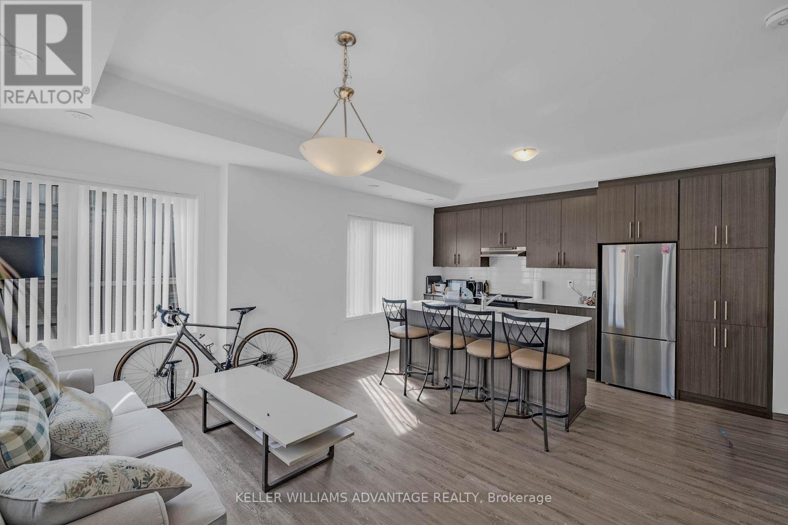 40 William Jackson Way, Toronto, Ontario  M8V 0J7 - Photo 7 - W12894162