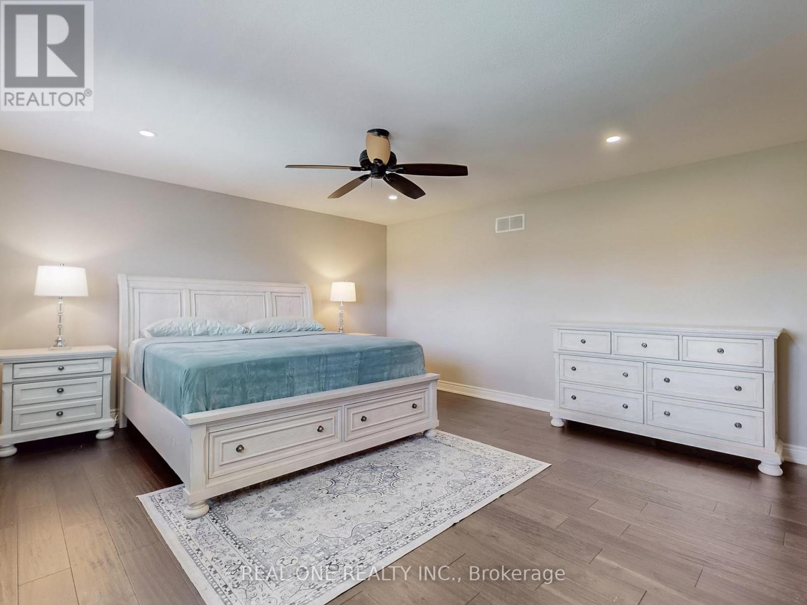 26 Matthews Court, St. Catharines, Ontario  L2S 4C4 - Photo 17 - X12894178