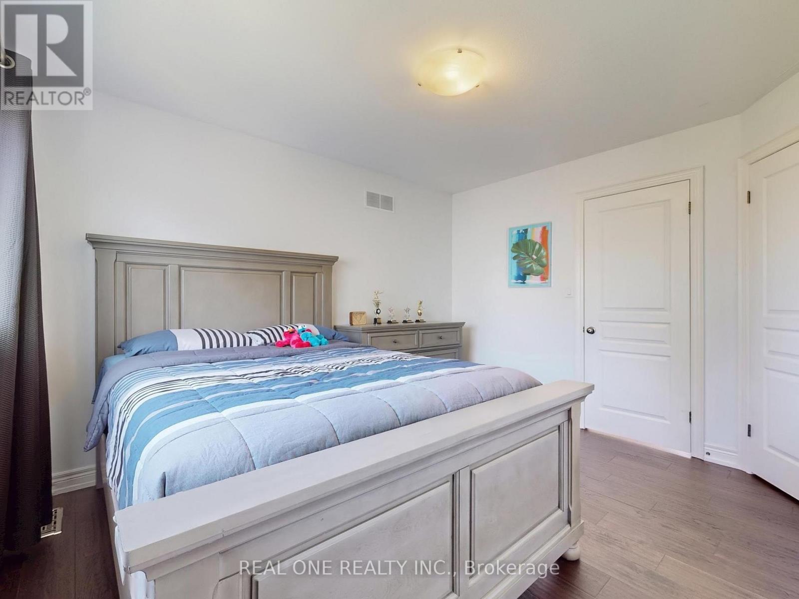 26 Matthews Court, St. Catharines, Ontario  L2S 4C4 - Photo 28 - X12894178