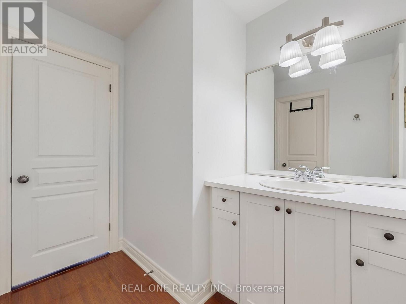 26 Matthews Court, St. Catharines, Ontario  L2S 4C4 - Photo 29 - X12894178