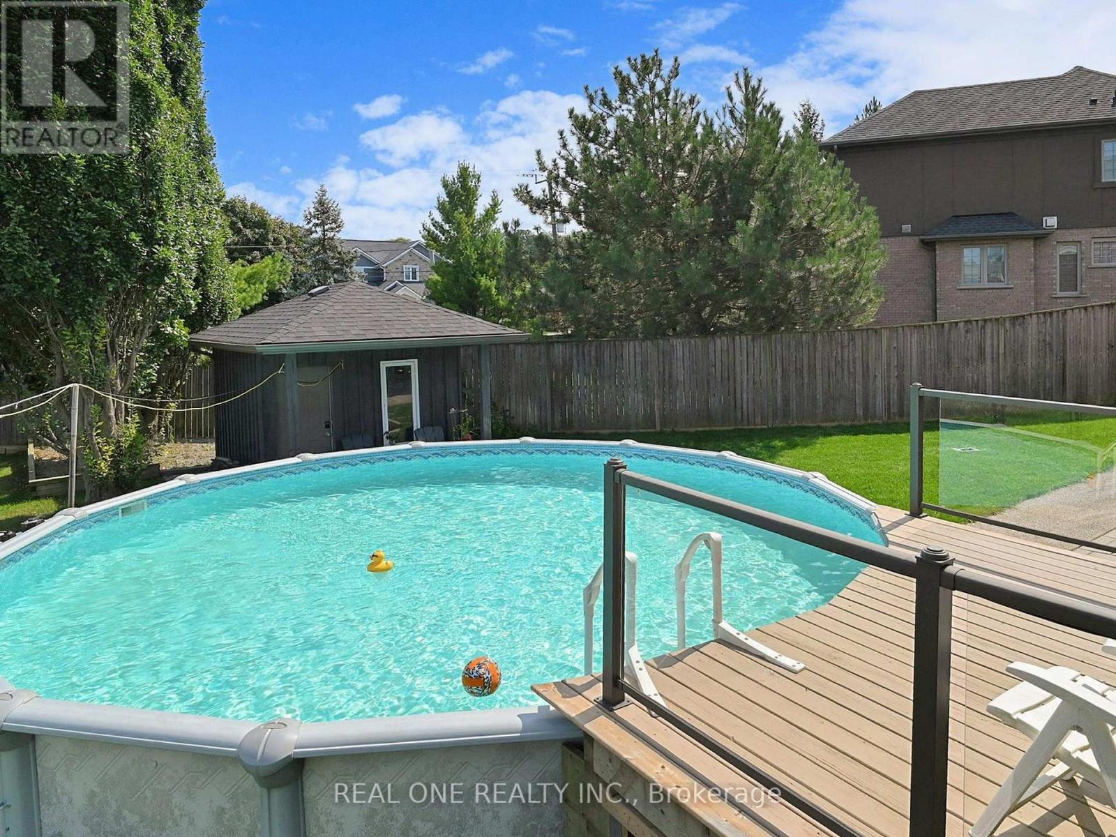 26 Matthews Court, St. Catharines, Ontario  L2S 4C4 - Photo 44 - X12894178