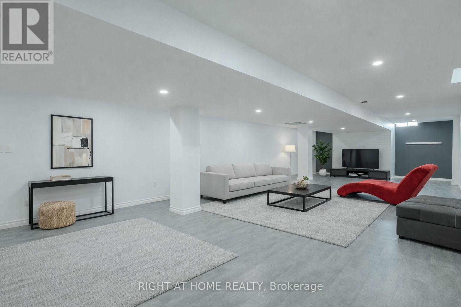 301 Mud Street E, Hamilton, Ontario  L8J 2X7 - Photo 24 - X12894184