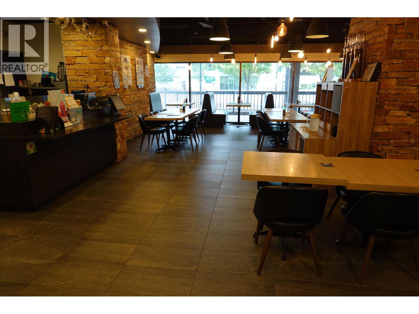 111-113 3030 Lincoln Avenue, Coquitlam, British Columbia  V3B 6B4 - Photo 3 - C8077070