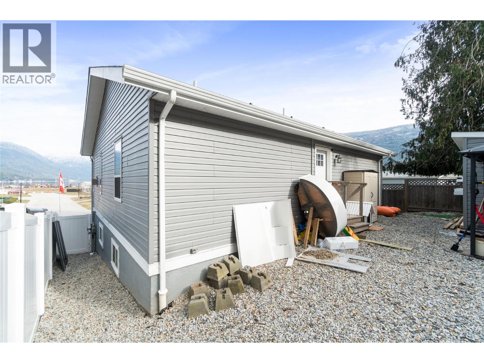 4540 72 Avenue Ne, Canoe, British Columbia  V0E 1K0 - Photo 67 - 10315189