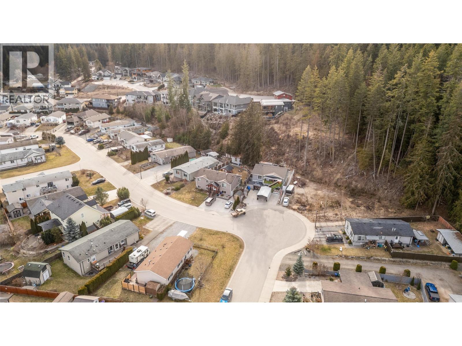 4540 72 Avenue Ne, Canoe, British Columbia  V0E 1K0 - Photo 77 - 10315189