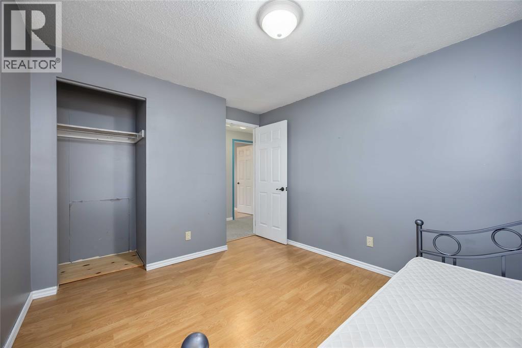 124 Fairview Place, Sarnia, Ontario  N7S 4E1 - Photo 24 - 25022468