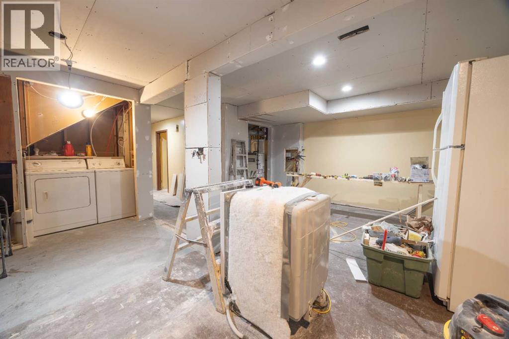 1206 Allen Street Se, Airdrie, Alberta  T4B 1B6 - Photo 15 - A2292868