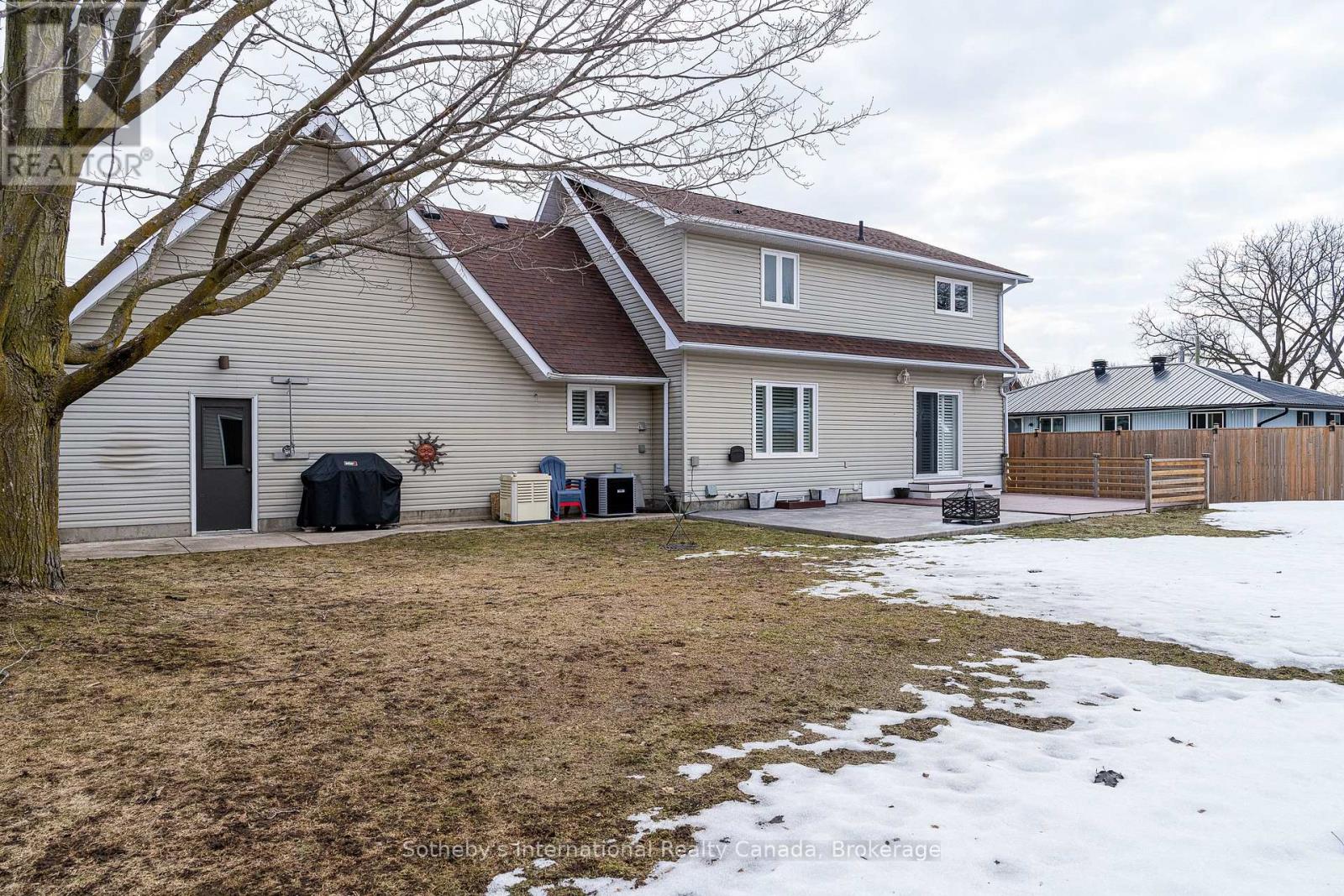 154 Mary Street, Clearview, Ontario  L0M 1G0 - Photo 40 - S12879082