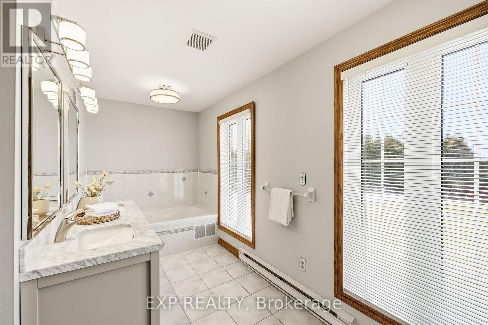 1497 Pentecostal Road, Hamilton Township, Ontario  K9A 4J8 - Photo 21 - X12894282