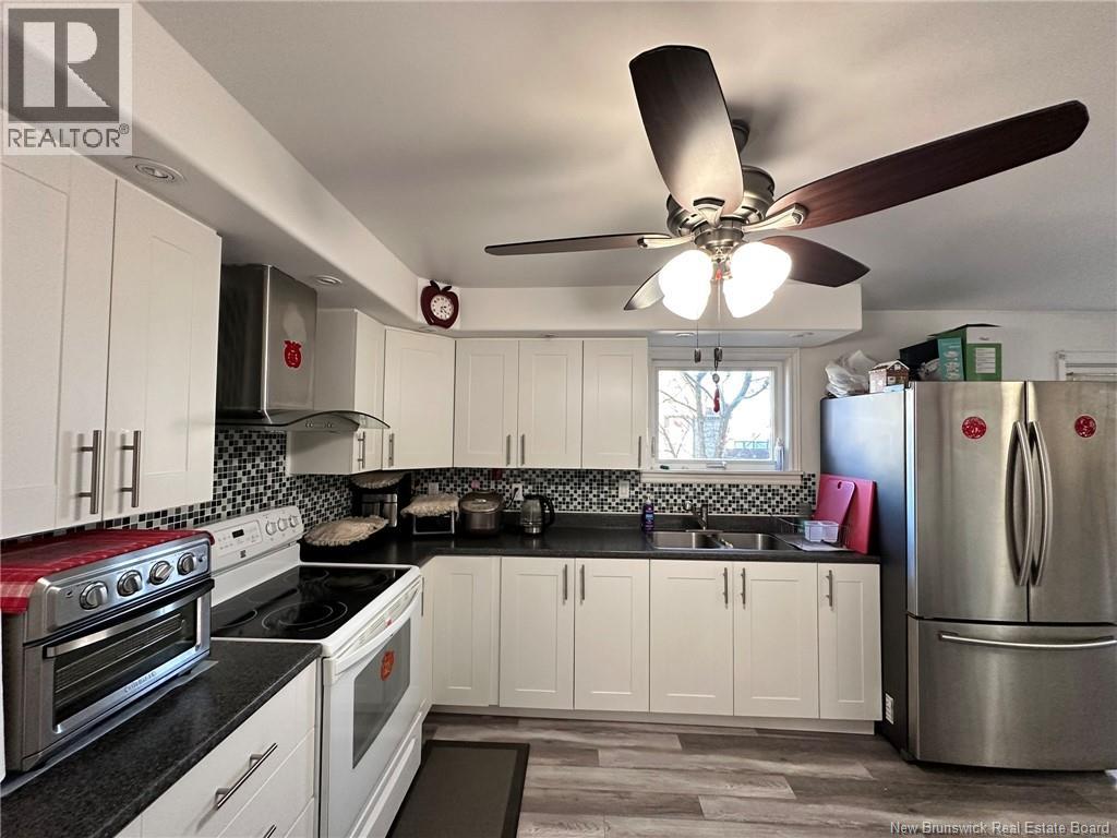 87 Oakland Avenue, Moncton, New Brunswick  E1C 7N9 - Photo 13 - NB132474