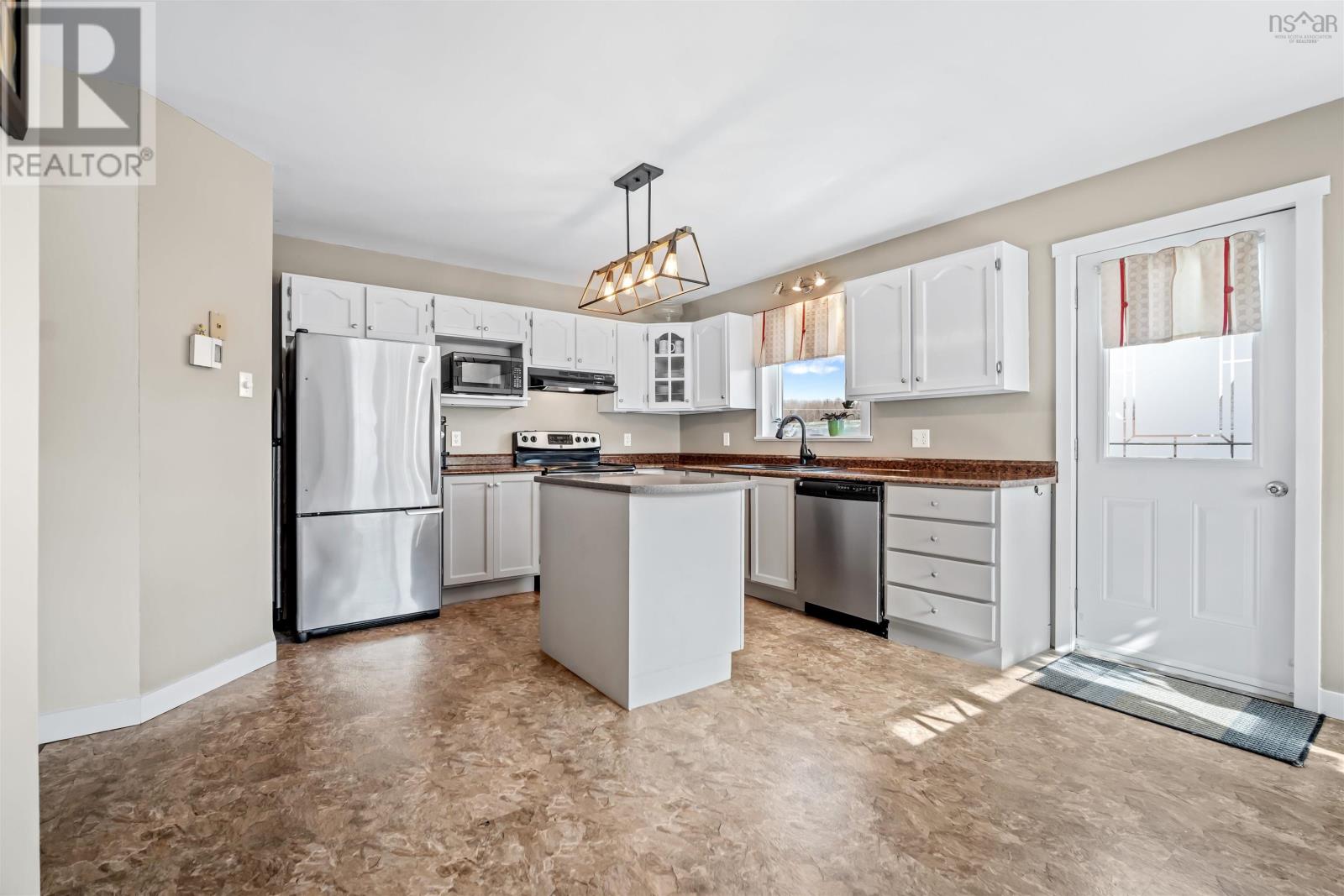 39 Haddad Drive, Lower Sackville, Nova Scotia  B4C 4B9 - Photo 10 - 202604577