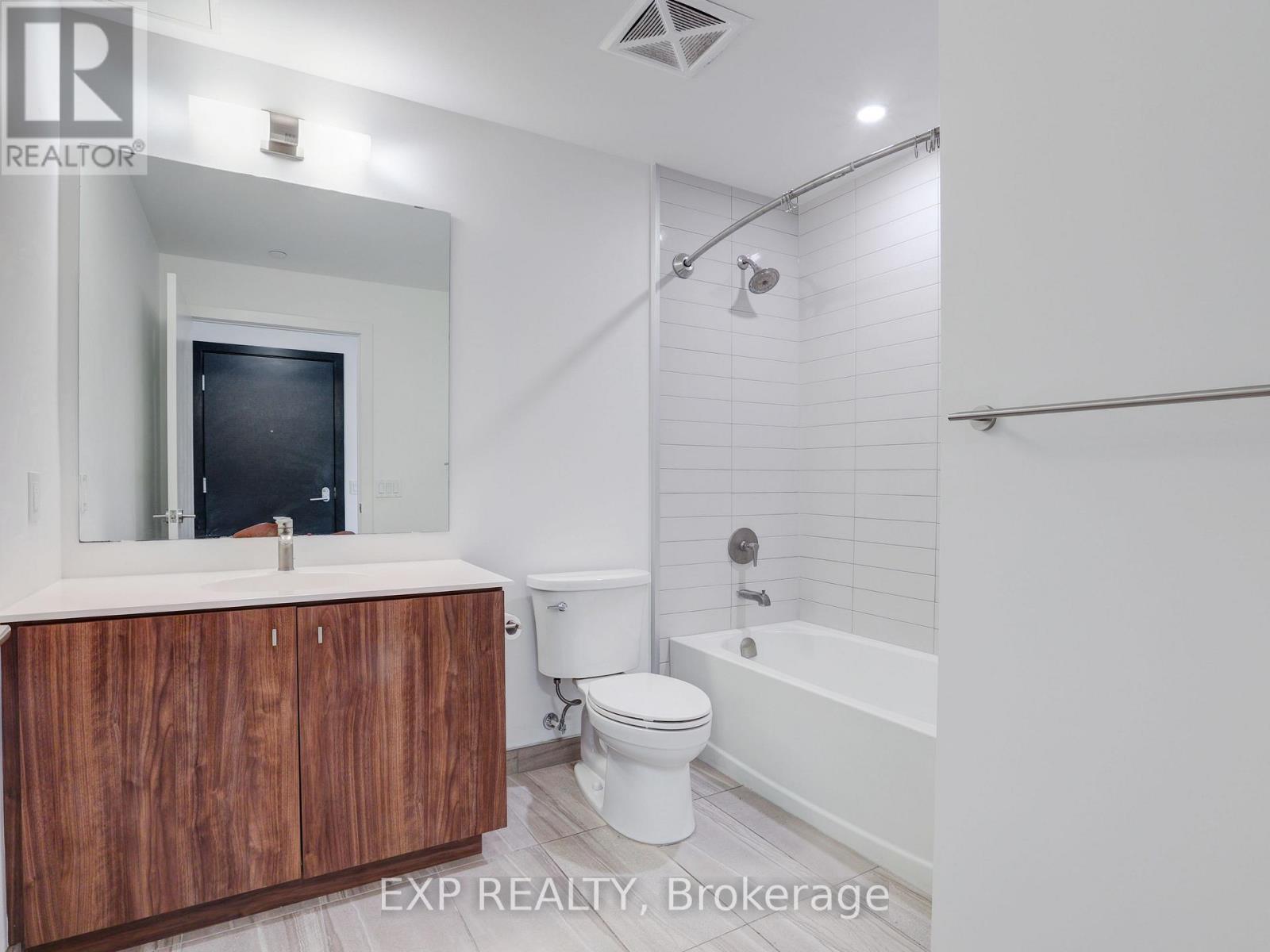 708 - 15 Wellington Street S, Kitchener, Ontario  N2G 0E4 - Photo 28 - X12649284