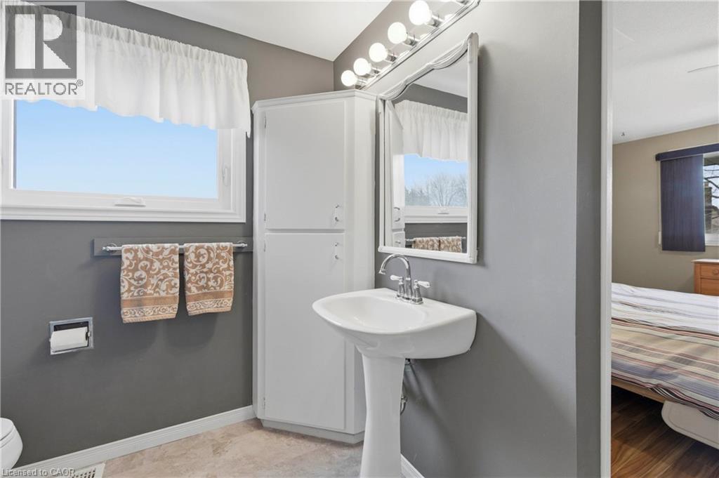 107 Dunsmere Drive, Kitchener, Ontario  N2E 1W4 - Photo 25 - 40812164