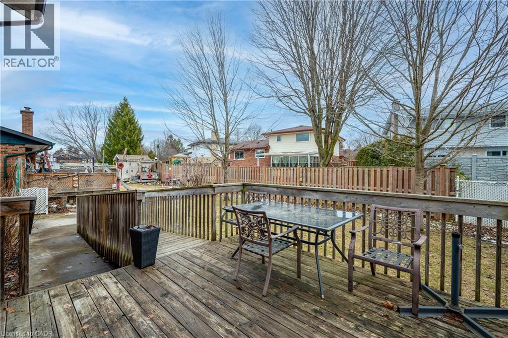 107 Dunsmere Drive, Kitchener, Ontario  N2E 1W4 - Photo 39 - 40812164