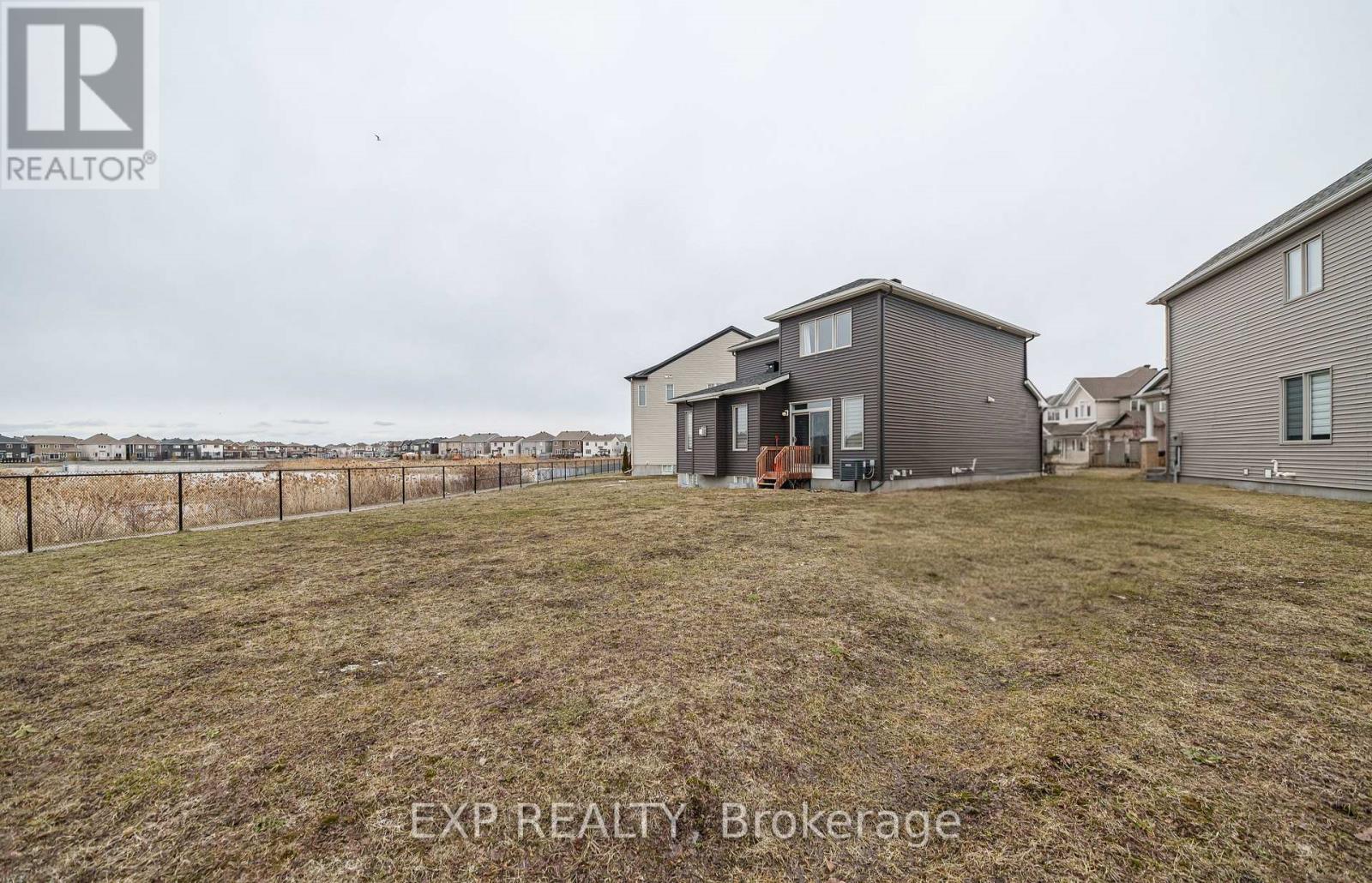 527 Alcor Terrace, Ottawa, Ontario  K2J 6N6 - Photo 4 - X12894234