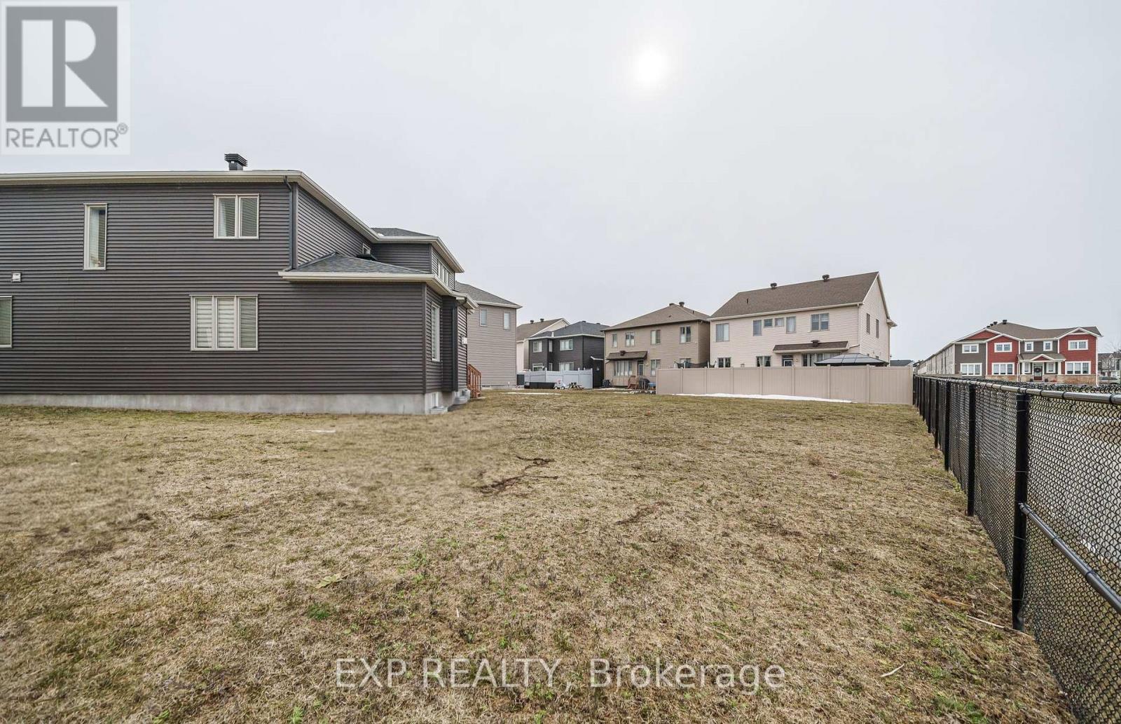 527 Alcor Terrace, Ottawa, Ontario  K2J 6N6 - Photo 5 - X12894234