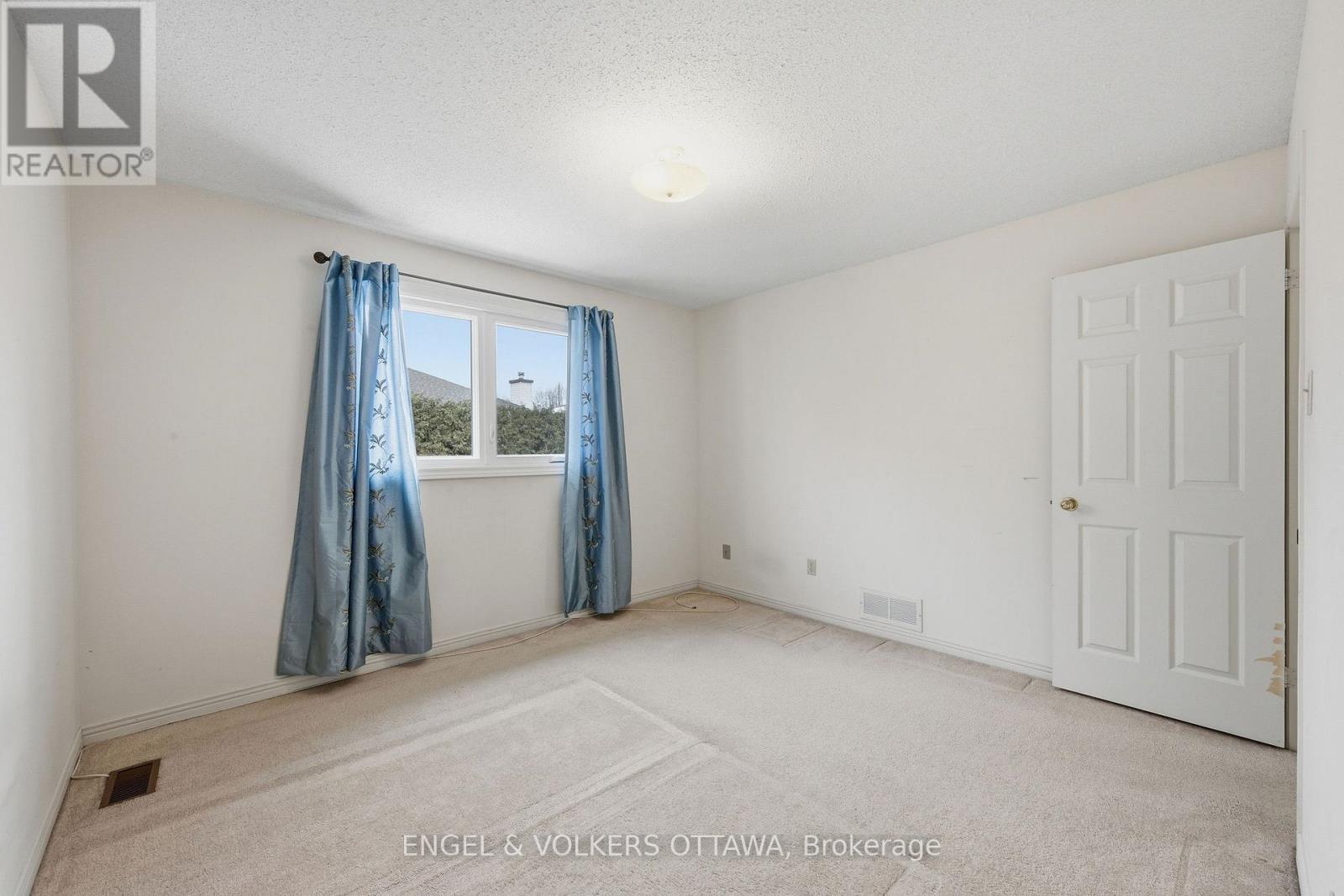 591 Merkley Drive, Ottawa, Ontario  K4A 1S3 - Photo 22 - X12894266