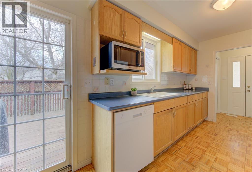 655 Jacob Lane Unit# B, Waterloo, Ontario  N2V 2G9 - Photo 13 - 40812041