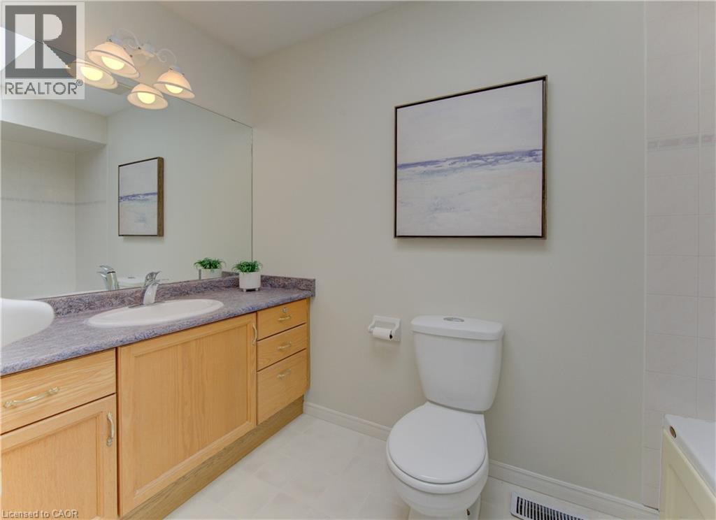 655 Jacob Lane Unit# B, Waterloo, Ontario  N2V 2G9 - Photo 22 - 40812041