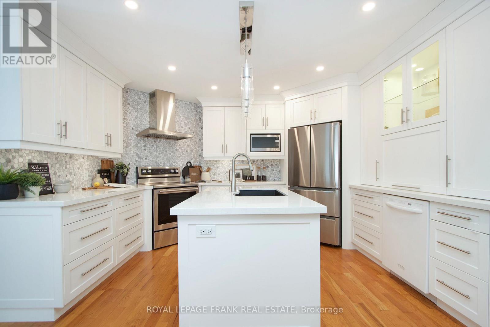 964 Deer Valley Drive, Oshawa, Ontario  L1J 8N7 - Photo 12 - E12894302