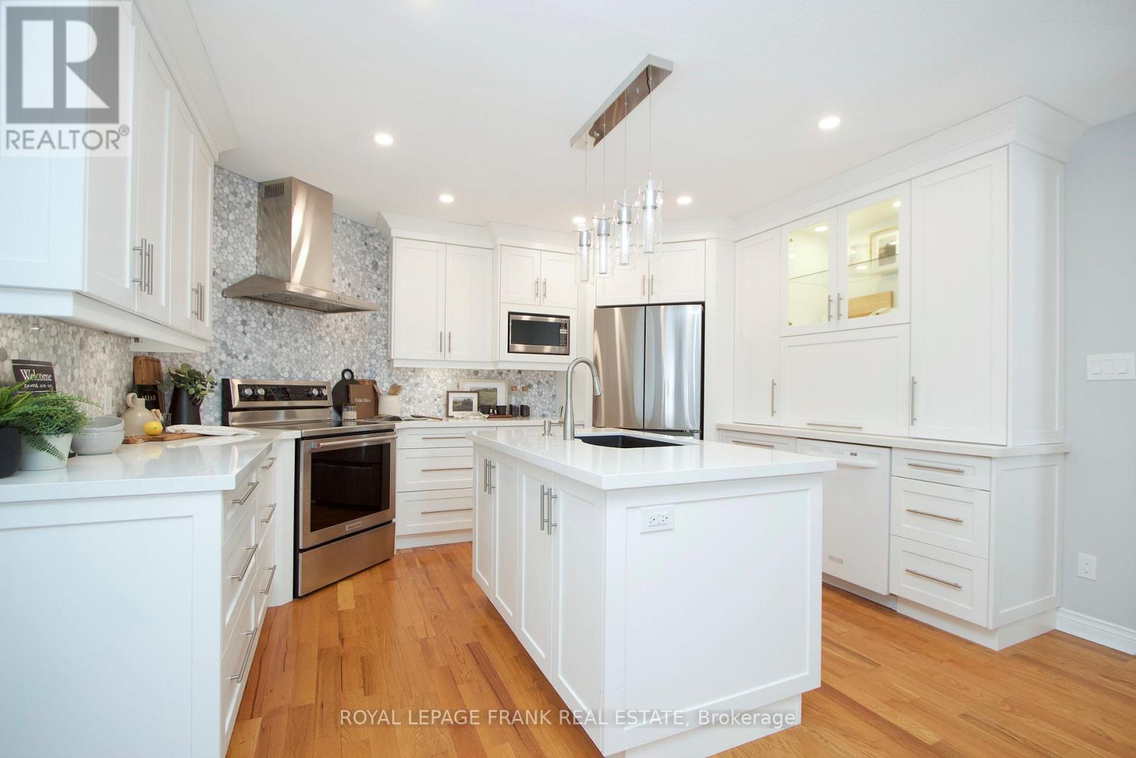 964 Deer Valley Drive, Oshawa, Ontario  L1J 8N7 - Photo 13 - E12894302