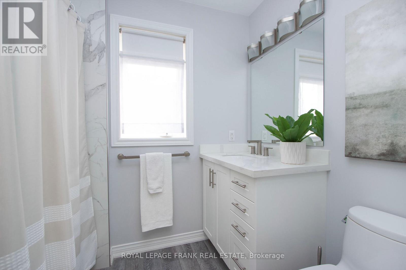 964 Deer Valley Drive, Oshawa, Ontario  L1J 8N7 - Photo 23 - E12894302