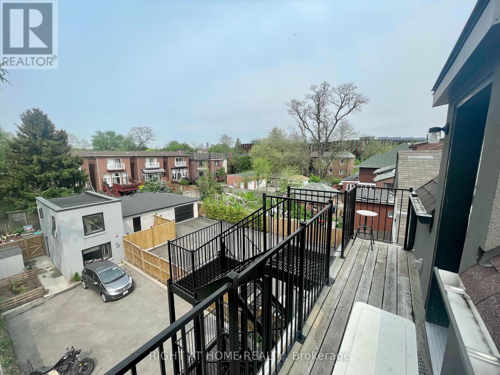 4 - 1258 Broadview Avenue, Toronto (Broadview North), Ontario  M4K 2T4 - Photo 10 - E12894208