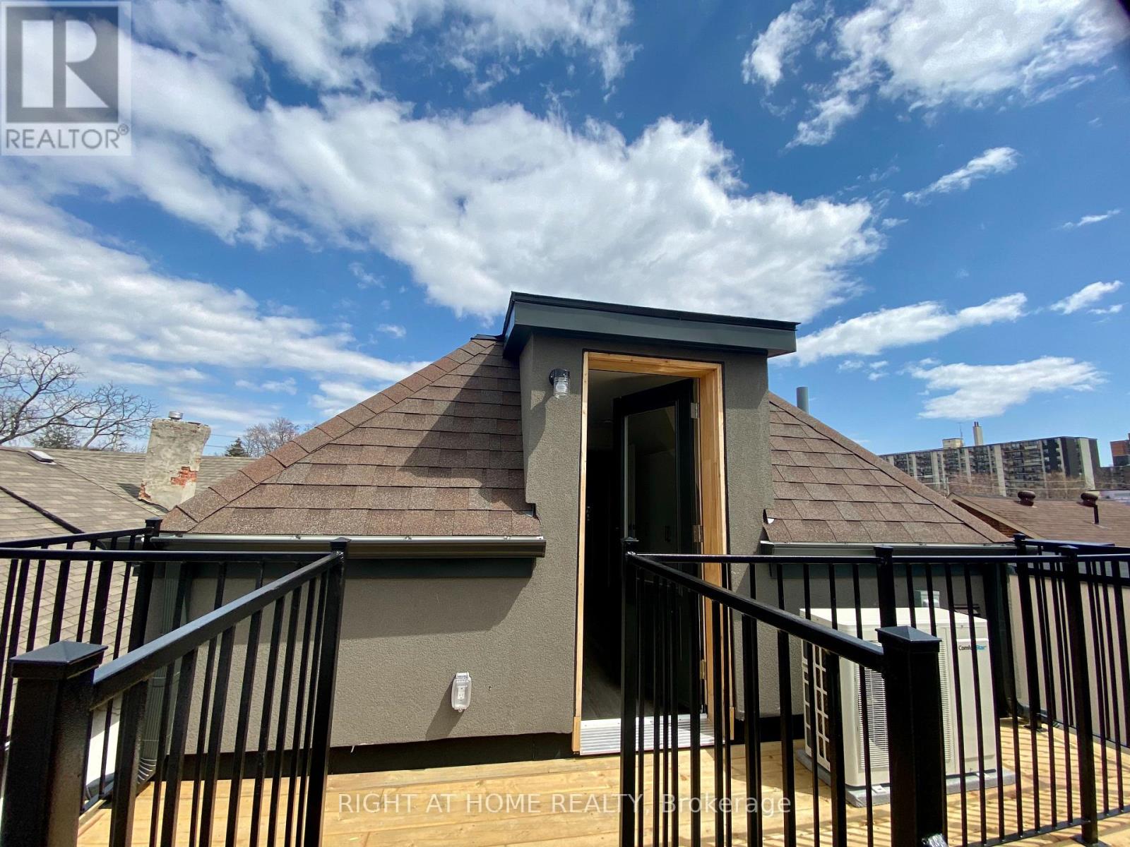 4 - 1258 Broadview Avenue, Toronto (Broadview North), Ontario  M4K 2T4 - Photo 11 - E12894208