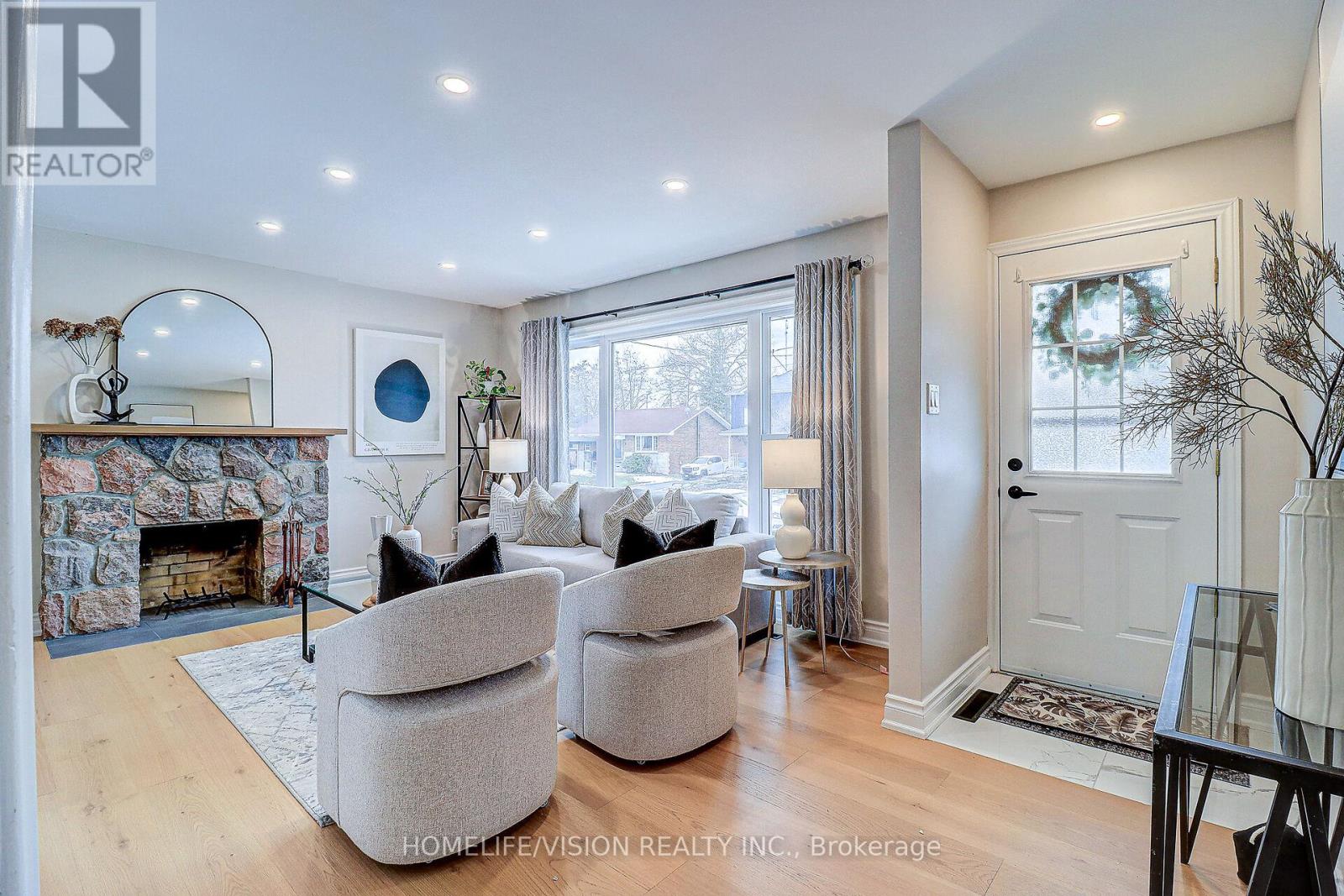 1113 GREEN STREET, Whitby, Ontario