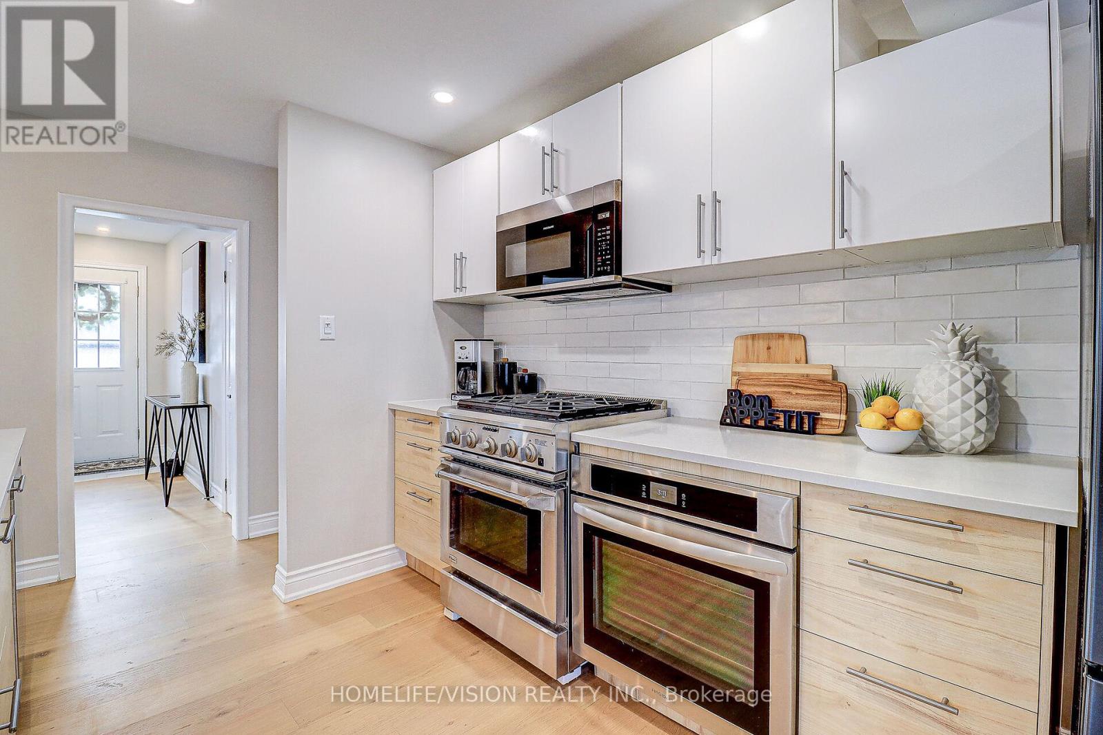 1113 Green Street, Whitby, Ontario  L1N 4G8 - Photo 11 - E12894226